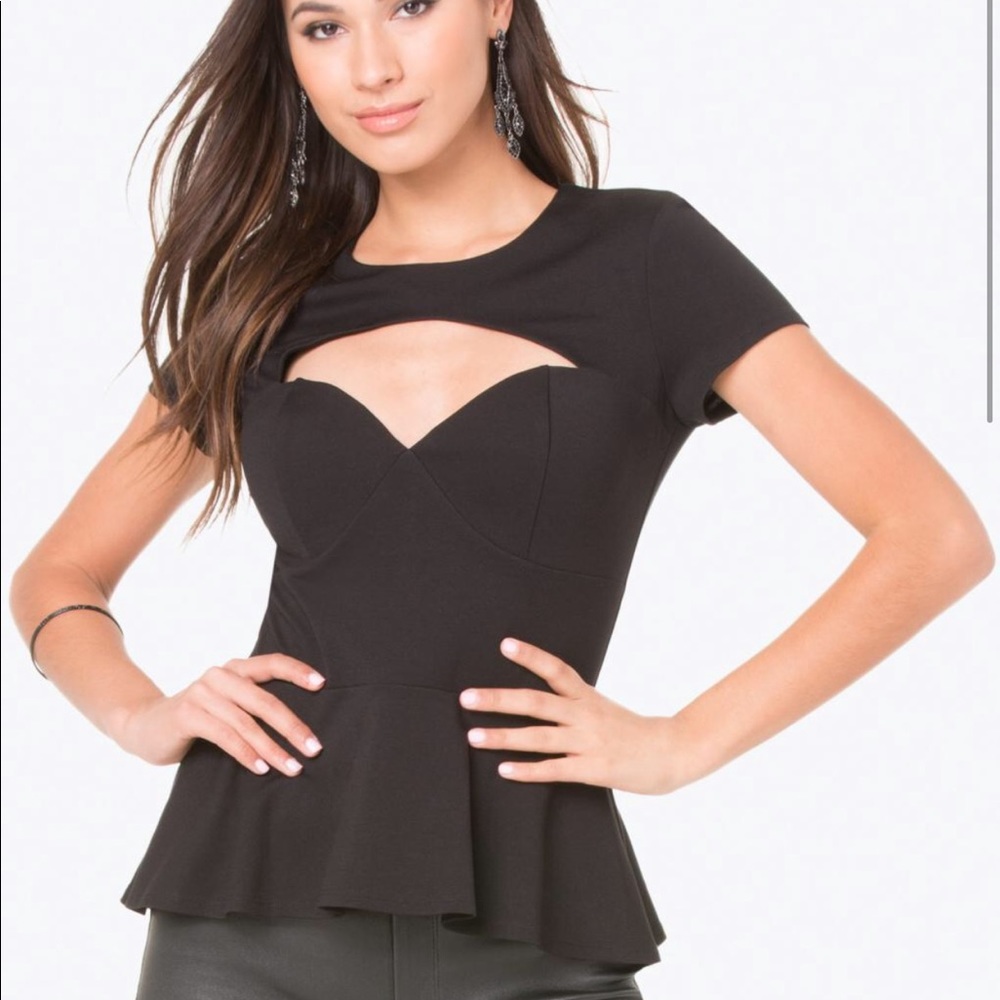 Bebe xs sweetheart open neck NWT